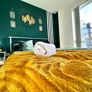 Comfortable Private In Bermondsey Homestay